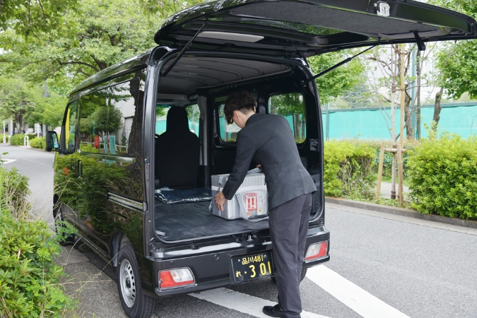 「出勤」の様子