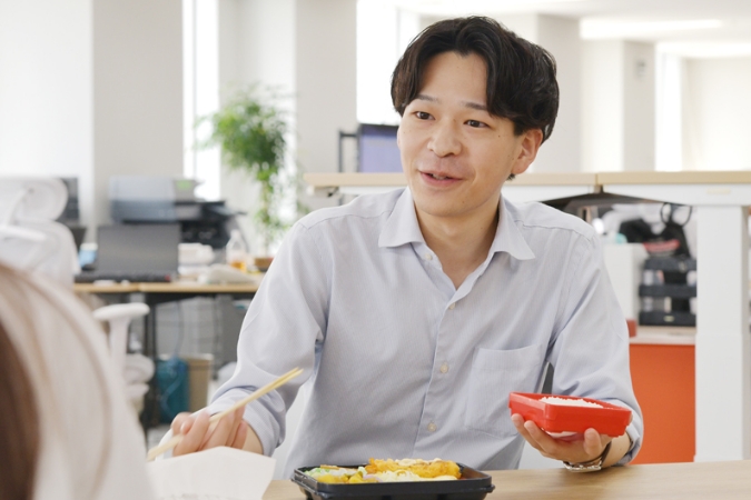 「昼休憩」の様子