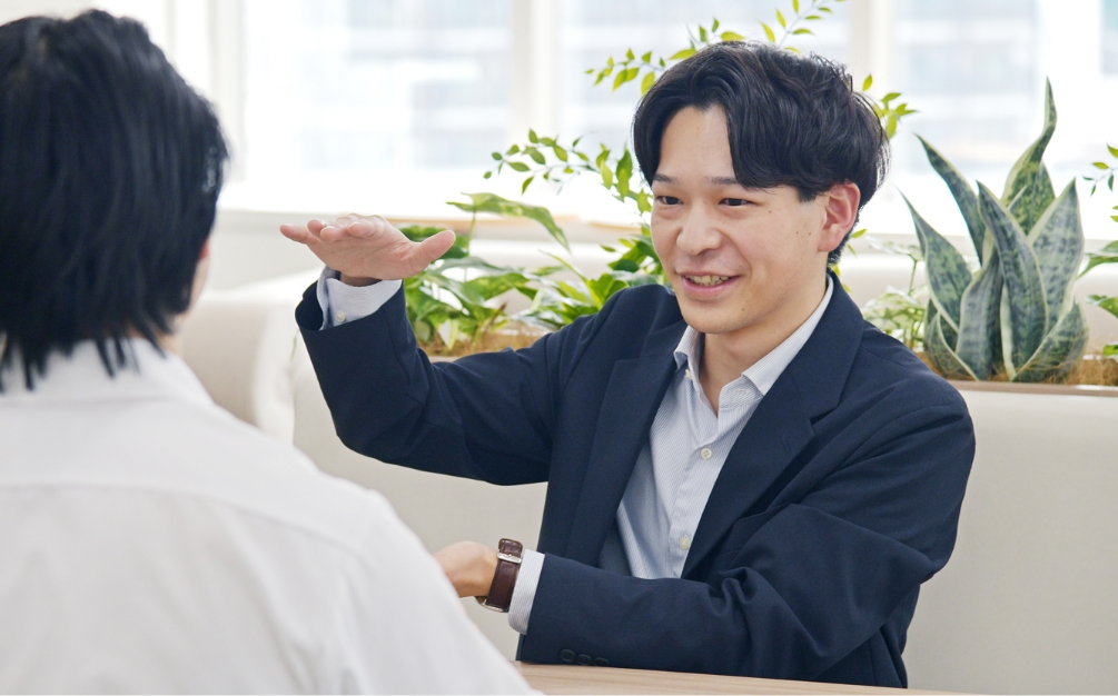 総務人事の仕事風景
